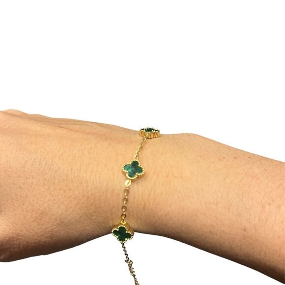 Women's green small clover bracelet‎ gold plated with lobster claw 5 clovers - Picture 2 of 10